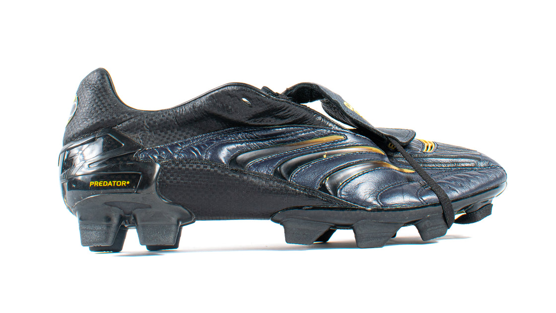 carbon fiber soccer cleats