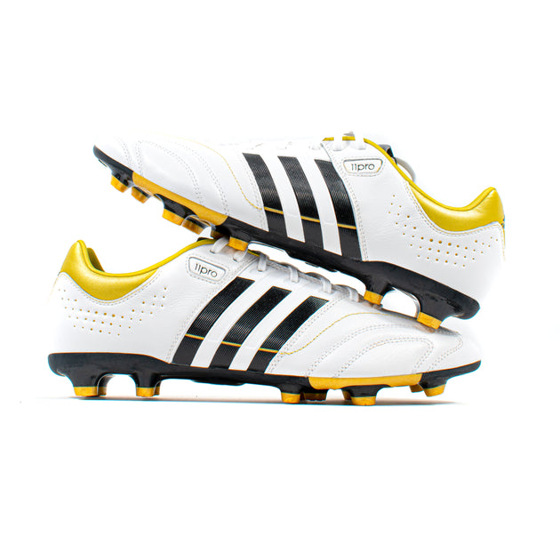 mens soccer cleats clearance