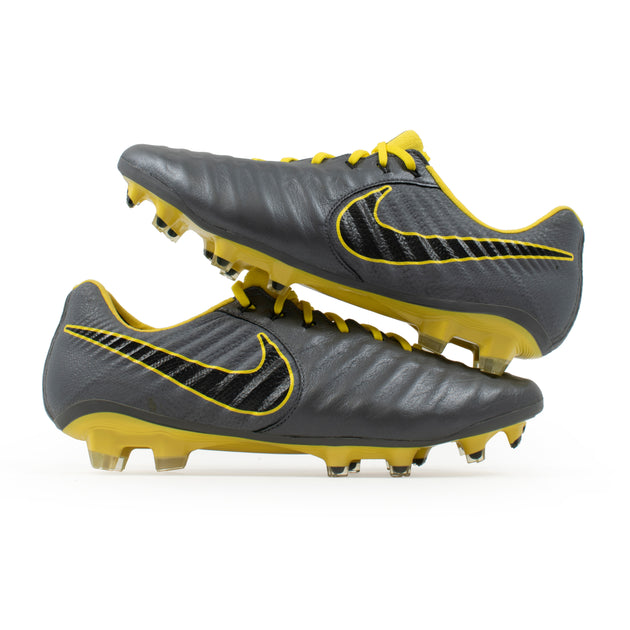 シューズ Nike Tiempos 26cm Nike Tiempo Legend 10 Academy Indoor/Court Low-Top Soccer