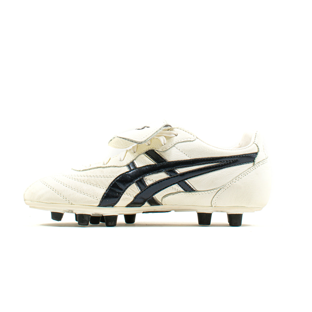 Asics Nippon Evo NR White Black FG – Classic Soccer Cleats