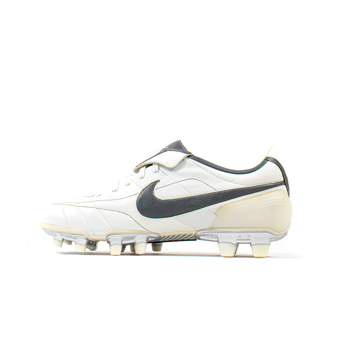 blue nike tiempo cleats