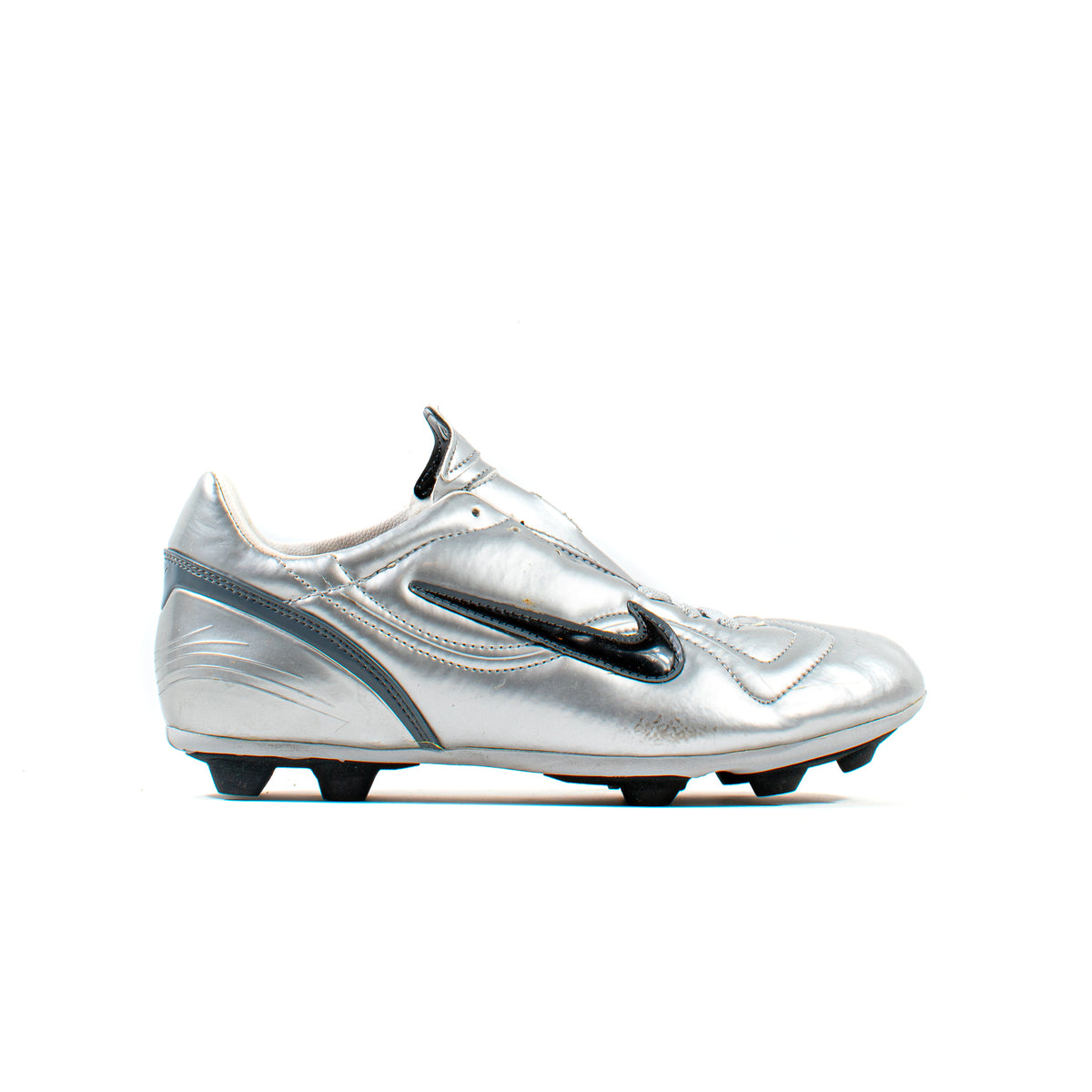 r9 cleats for sale