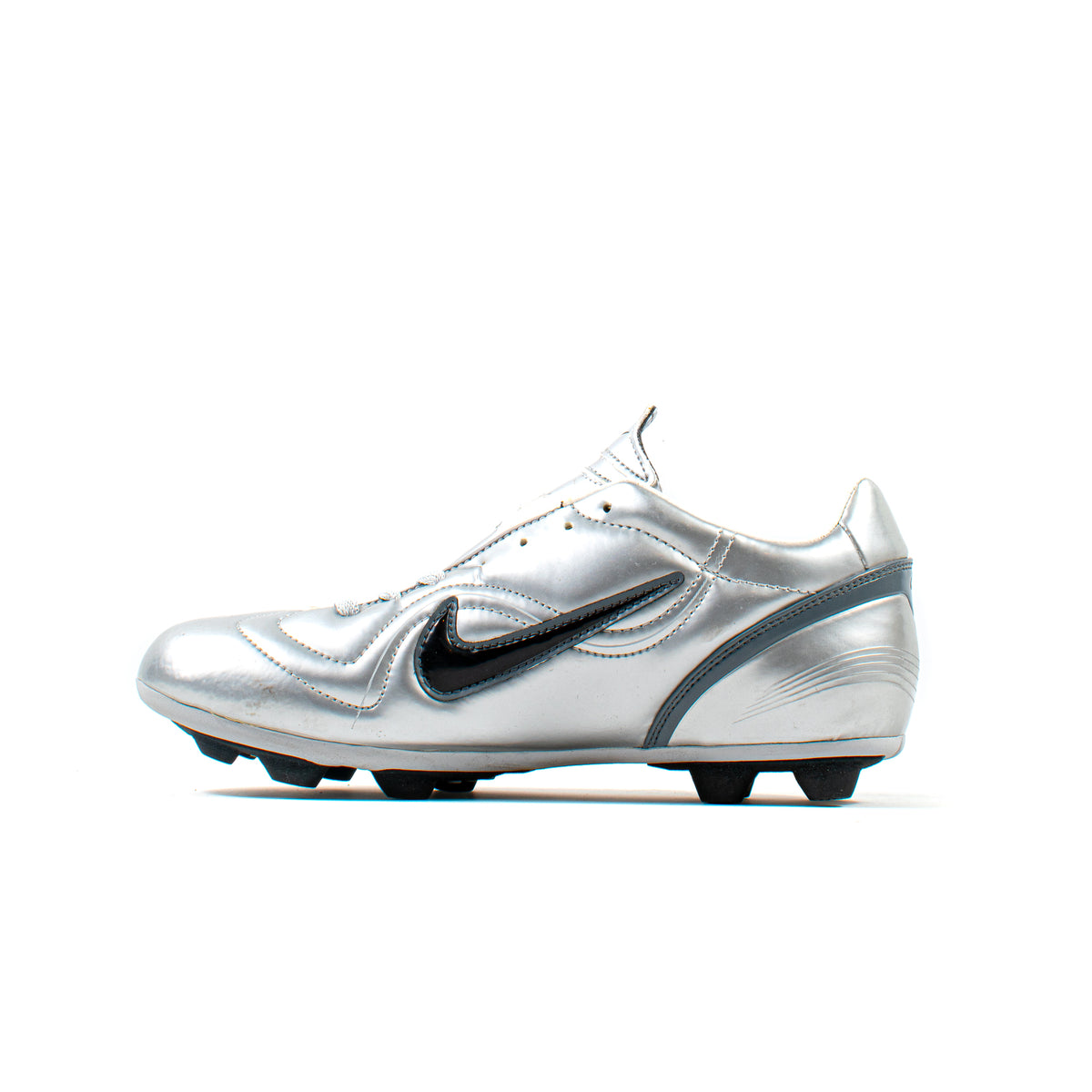 r9 cleats for sale