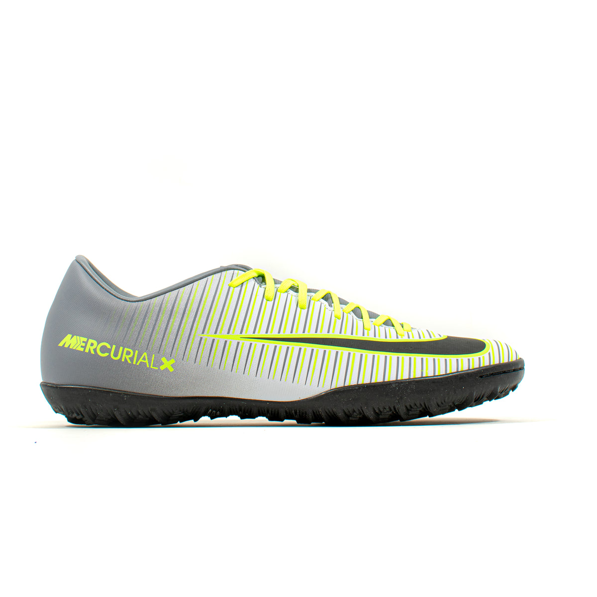 Nike MercurialX Victory VI Platinum TF – Classic Soccer Cleats