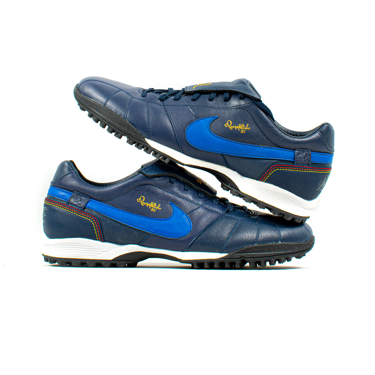 Ronaldinho Nike Ronaldinho Boots R10 Nike Tiempo Ronaldinho Guri