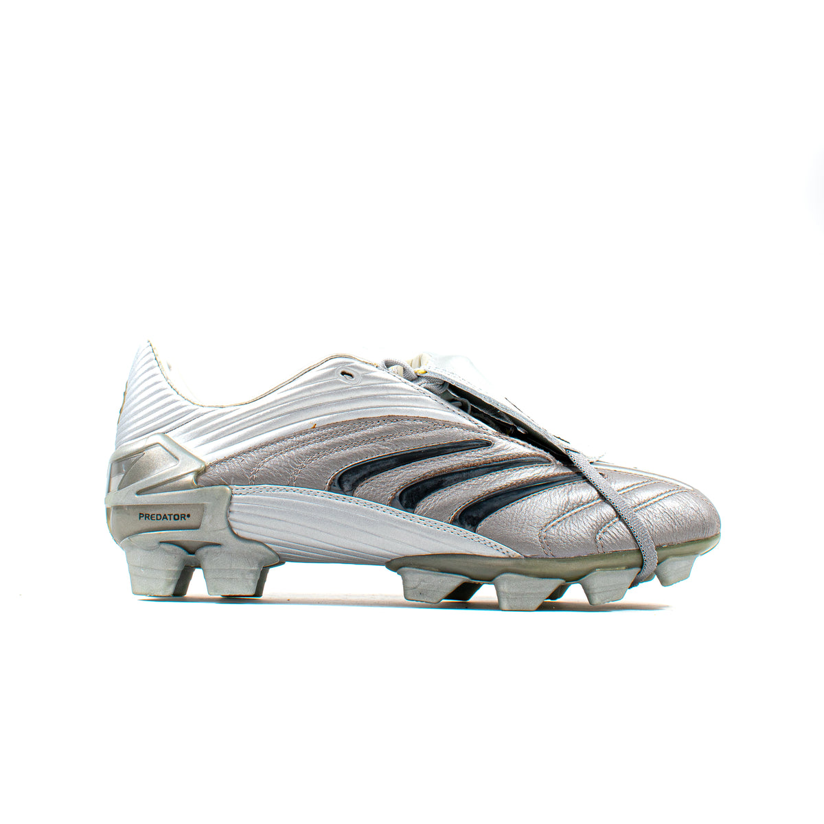 Adidas predator silver dragon 2025