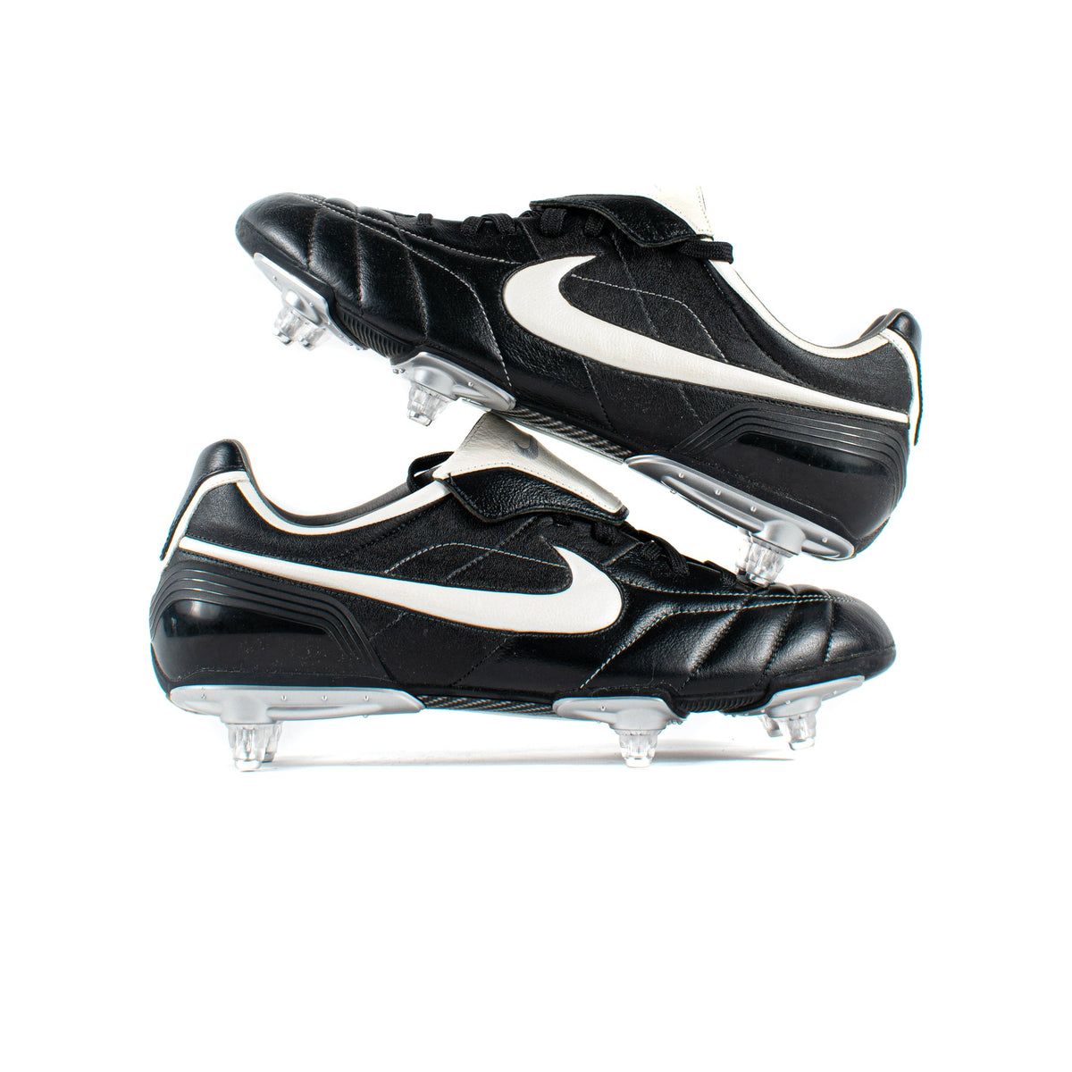 Nike Tiempo Air Legend Black SG – Classic Soccer Cleats