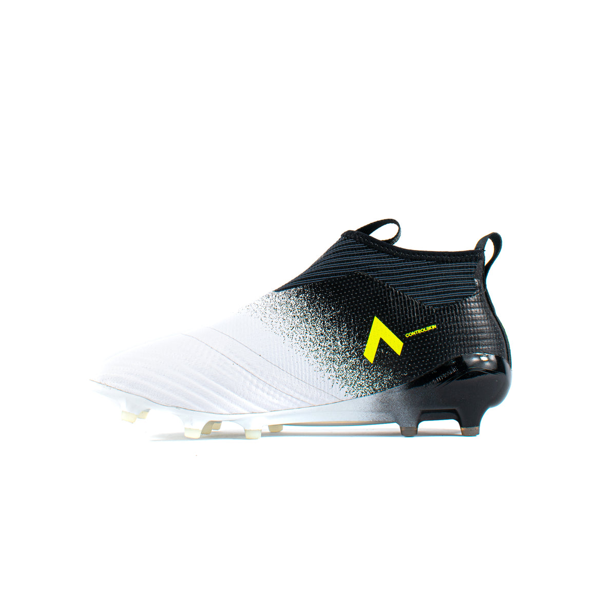 Ace 17+ White FG Classic Soccer Cleats