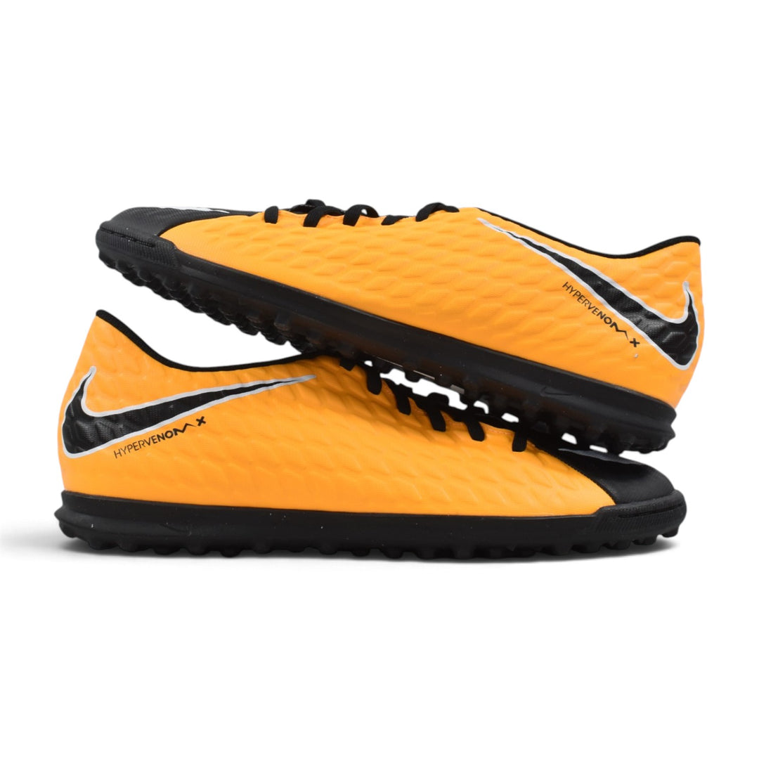 Hypervenom – Classic Soccer Cleats
