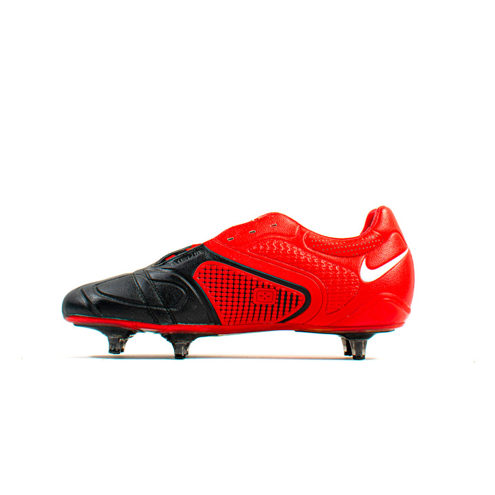 NIKE ナイキ CTR360 マエストリ HG(ブラック×ホワイト×サックス