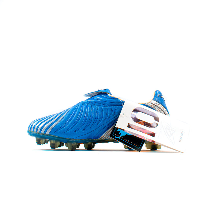 ディアドラ　DIADORA MAXIMUS RTX14 フットサル　トッティ Dec8-15_5ad41017-e59b-41ef-