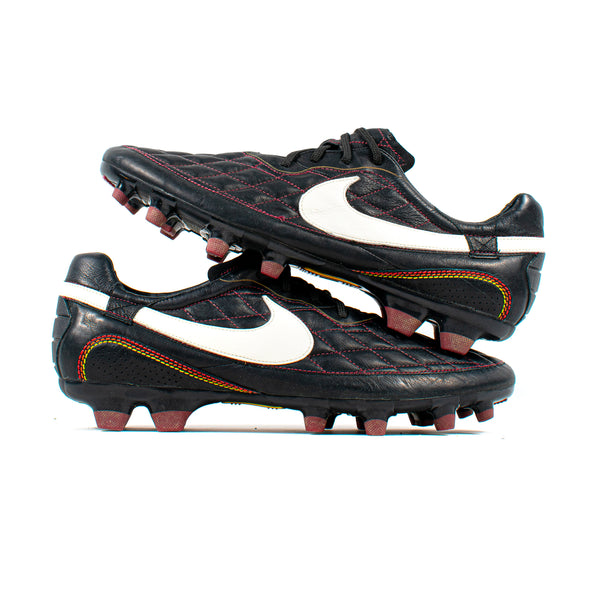 Nike Tiempo Ronaldinho Dois Black FG – Classic Soccer Cleats