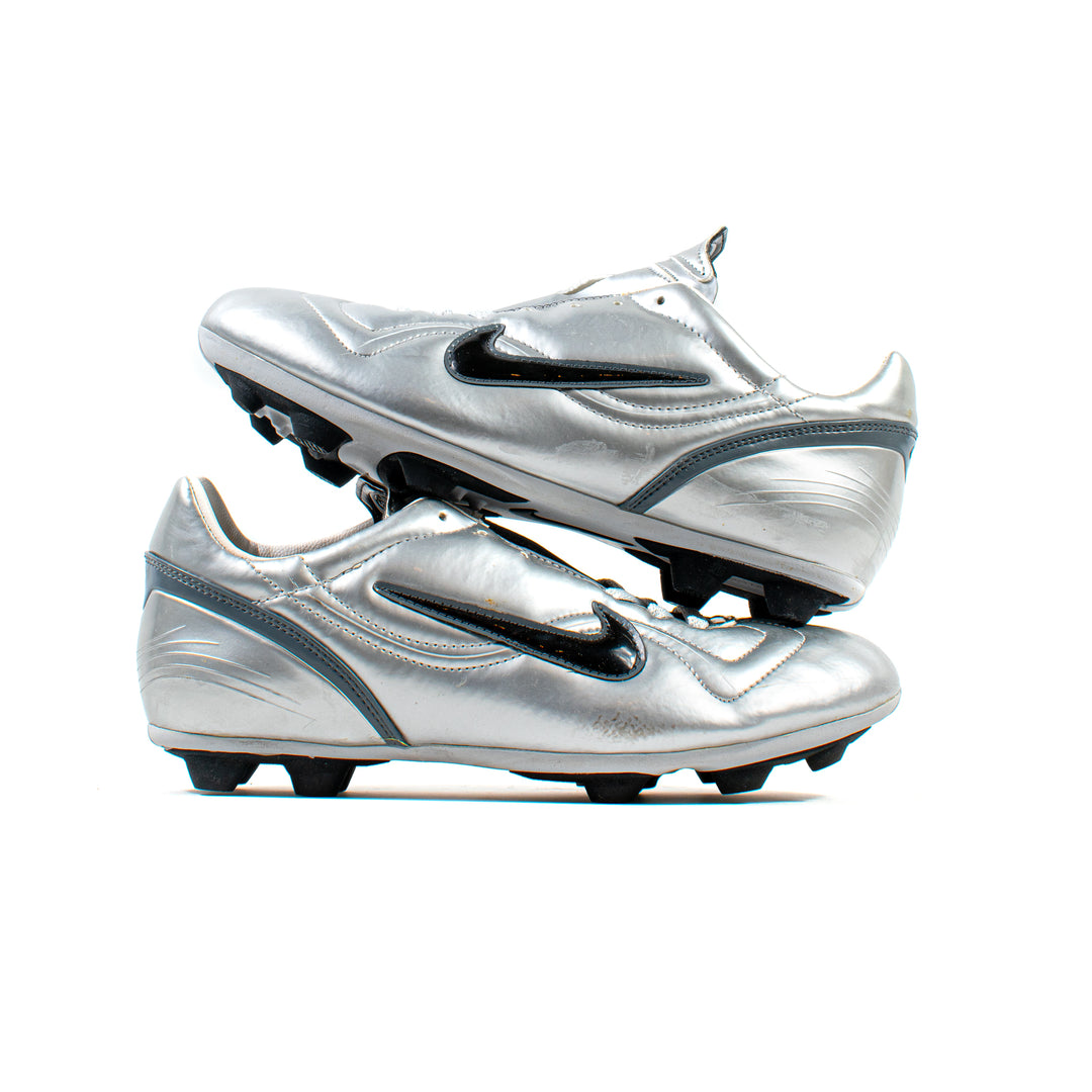 シューズ NIKE MERCURIAL VAPOR 1998 R9 ULTRACEL NIKE MERCURIAL VAPOR 1998 R9 ULTRACEL - メルカリ
