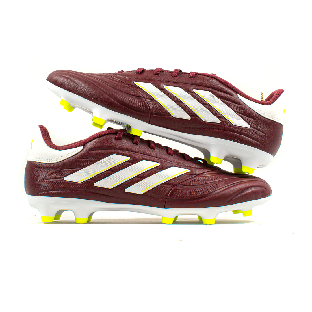Adipure Tagged "U.S. Size_ 9" Classic Soccer Cleats Adipure Tagged "U.S. Size_ 9" Classic Soccer Cleats