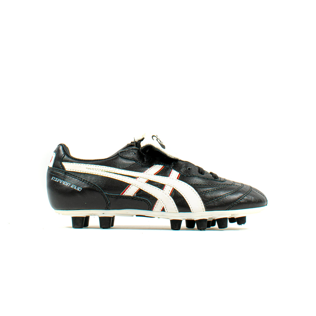 Asics Nippon Evo NR Black White FG Classic Soccer Cleats