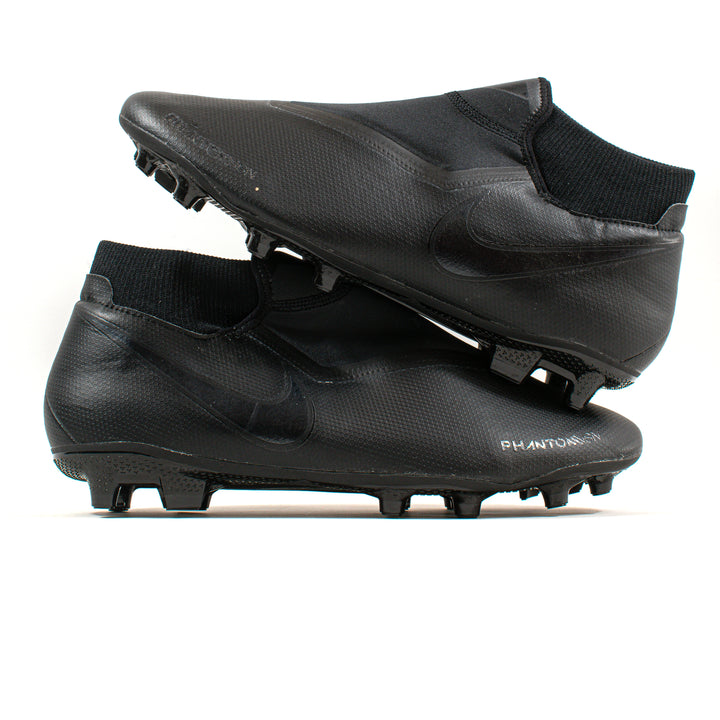 Nike Phantom Vision Academy Black FG – Classic Soccer Cleats