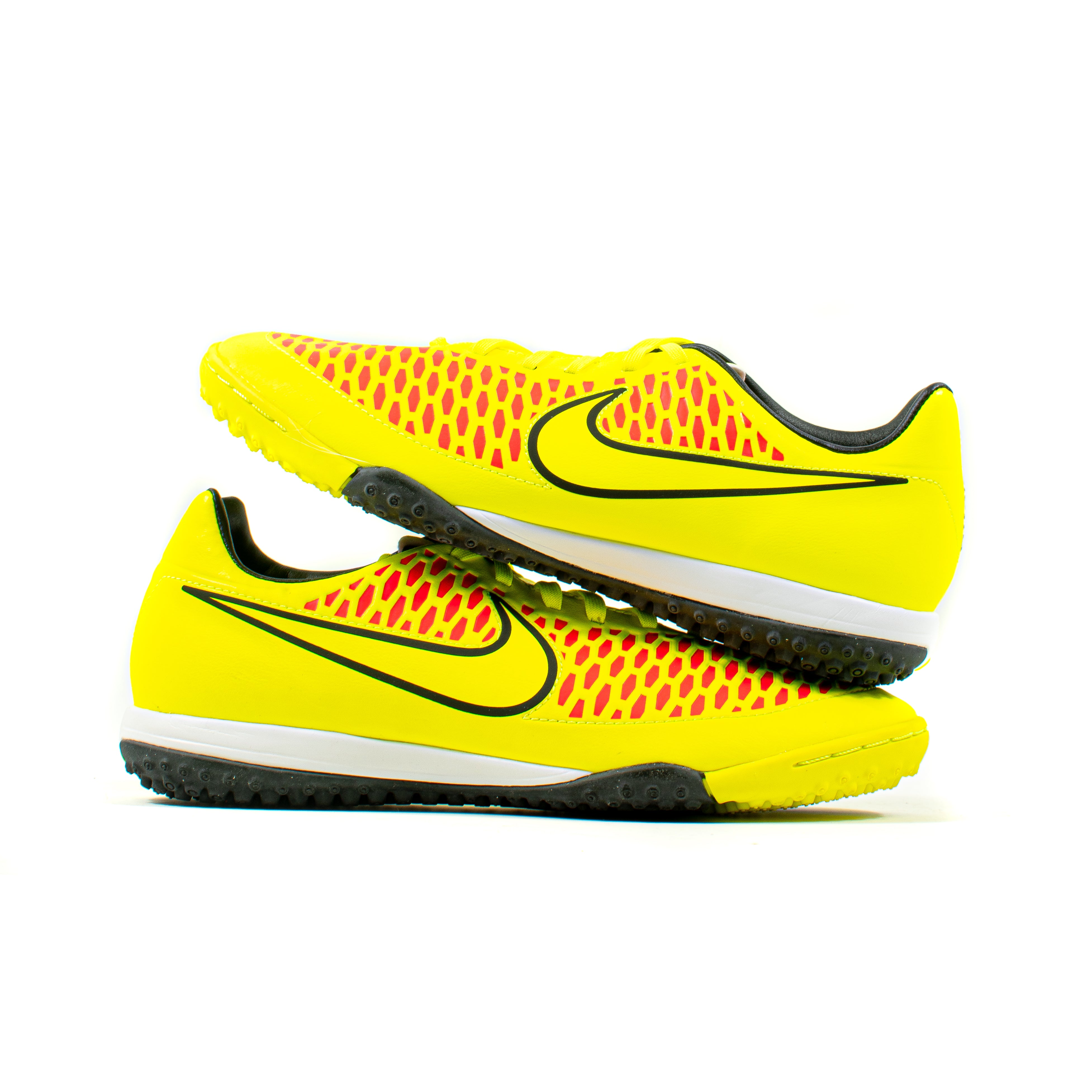 新入荷 Nike Cleats Soccer Classic – Turf Yellow Onda Magista シューズ
