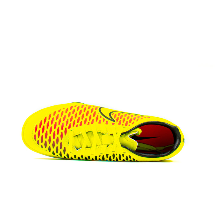Nike Magista Onda Yellow Turf – Classic Soccer Cleats