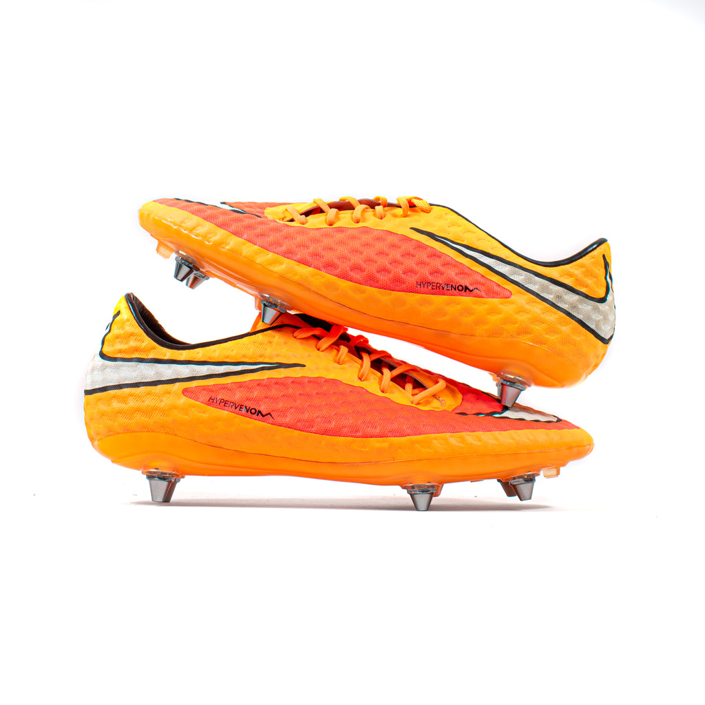 nike hypervenom black orange