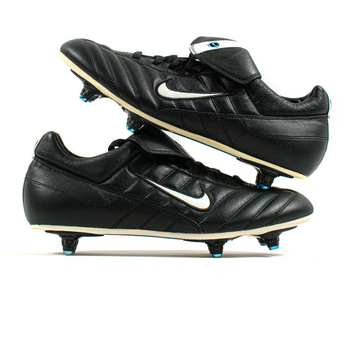 Nike Tiempo ブラック キルティングシューズ MAR20-33_720x.jpg?v=1774014839