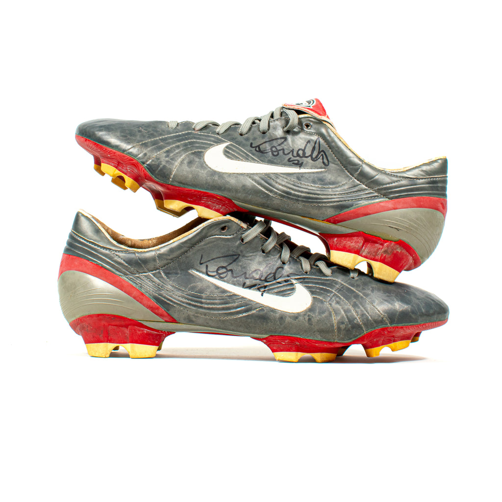 Ronaldo Nazario R9 Match Worn 2002 World Cup Mercurial Vapor Boots