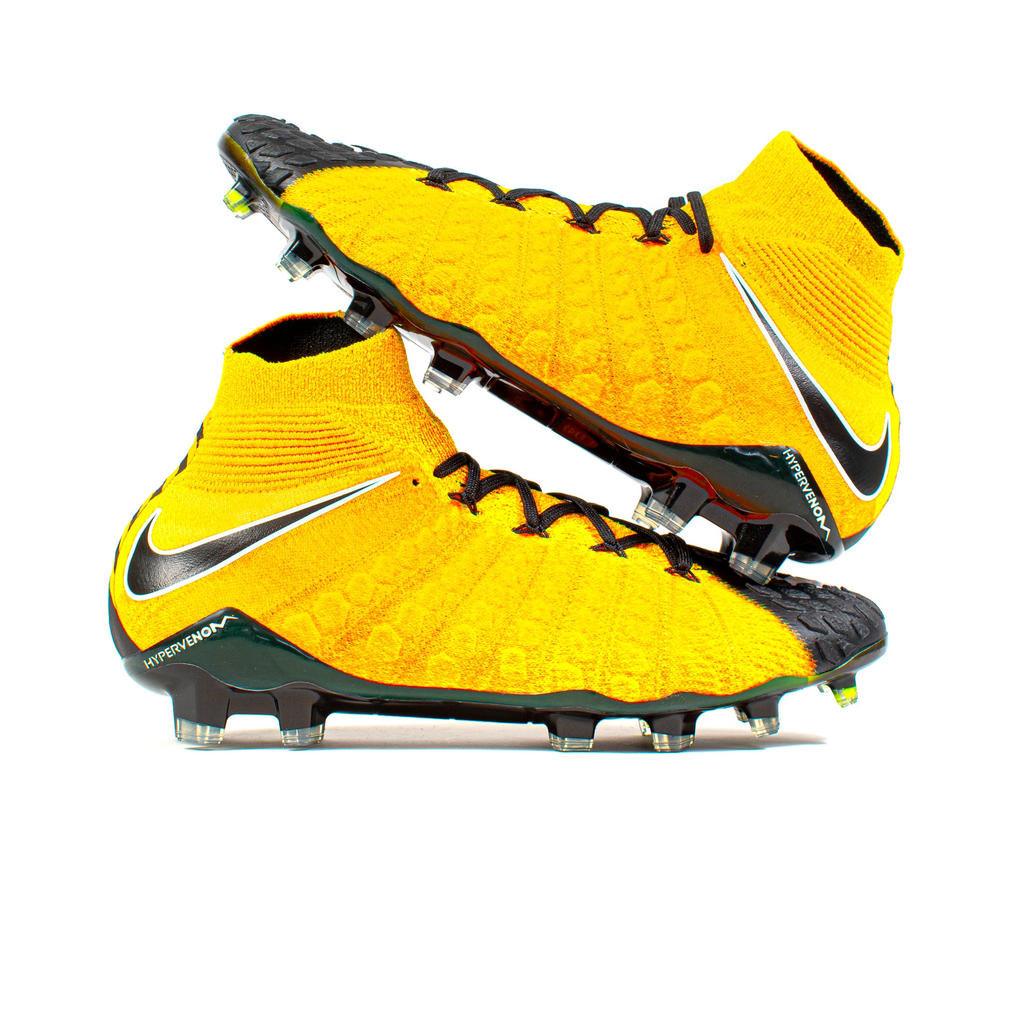 新品即決 Nike Classic – FG Black Yellow DF III Phantom Hypervenom シューズ