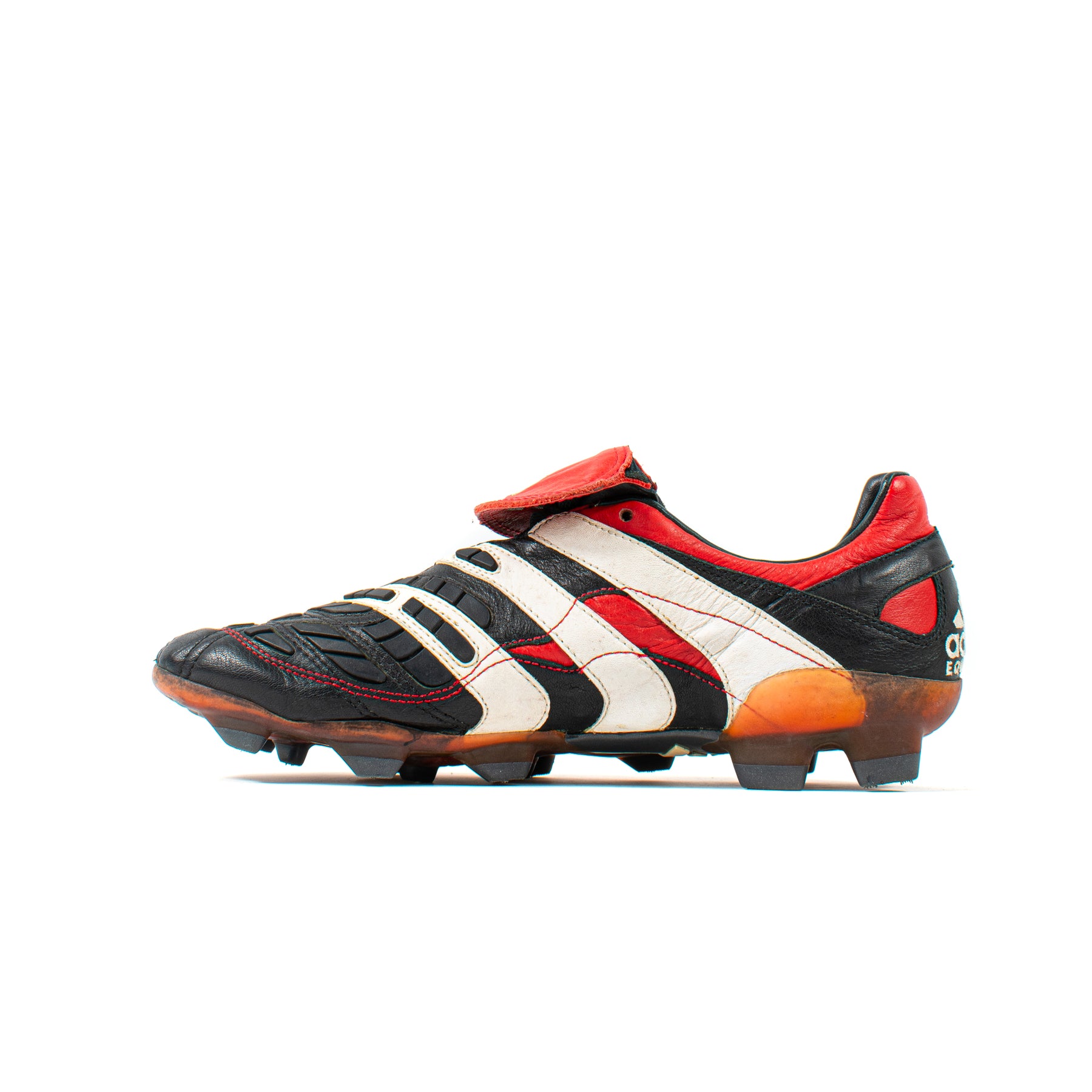 Predator Accelerator / Touch Liga FG – Classic Soccer Cleats