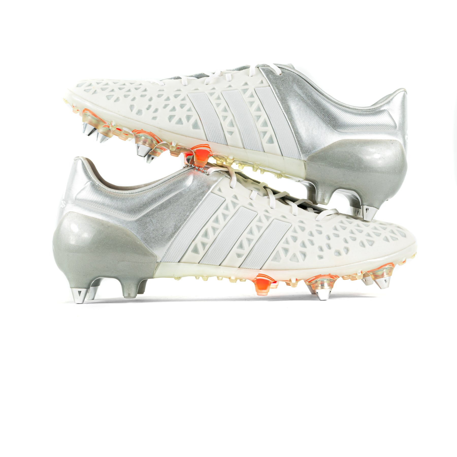 Adidas Ace 15.1 SG – Classic Soccer Cleats
