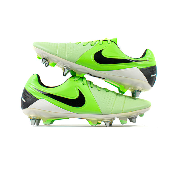 Nike CTR360 Maestri III Green SG Pro – Classic Soccer Cleats