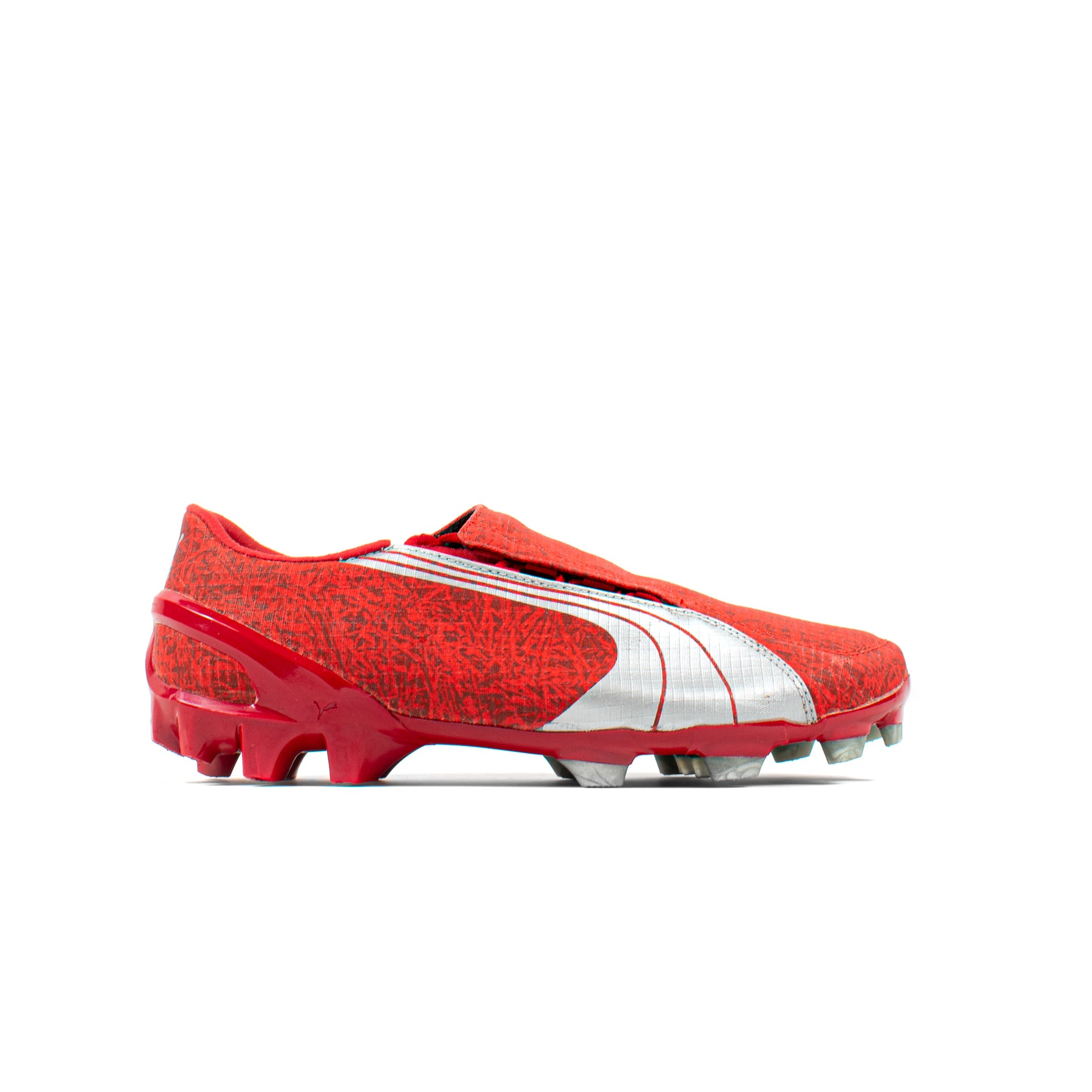 Puma V1.06 Red – Classic Soccer Cleats
