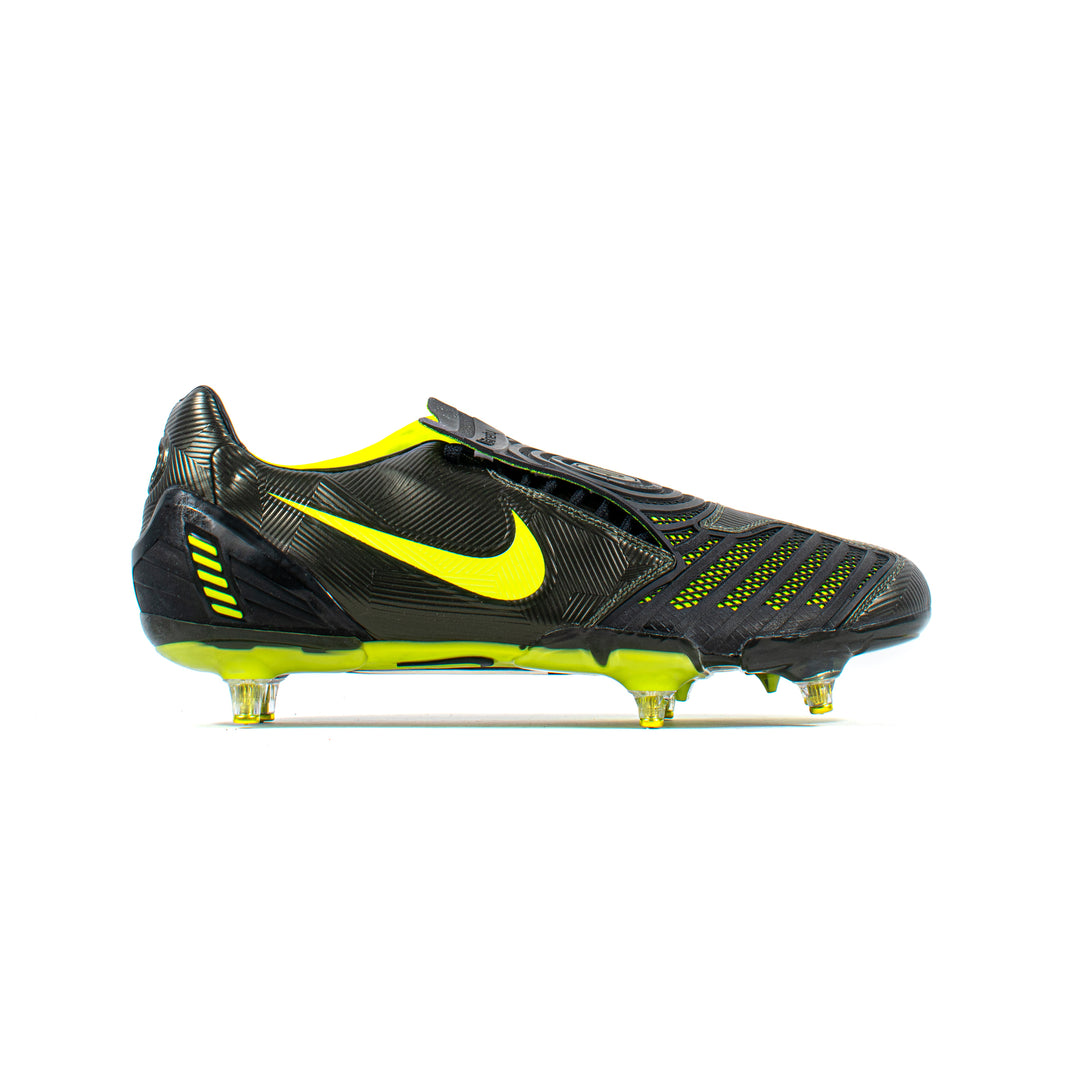 Nike Total 90 Laser II Black Volt SG – Classic Soccer Cleats